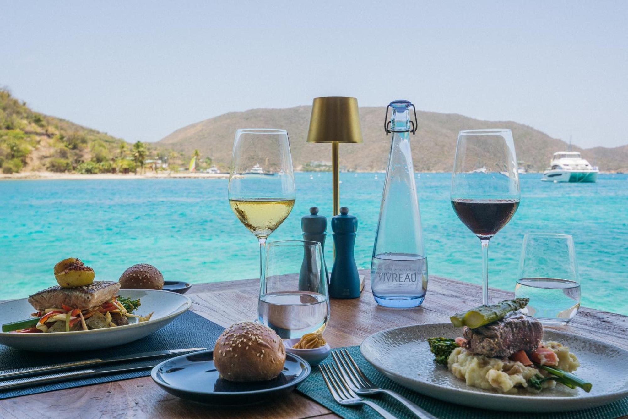 ספניש טאון Saba Rock Resort מראה חיצוני תמונה